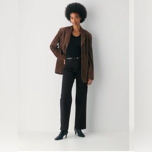 Denim Forum
The Farrah Hi-rise Wide Jean Size 24